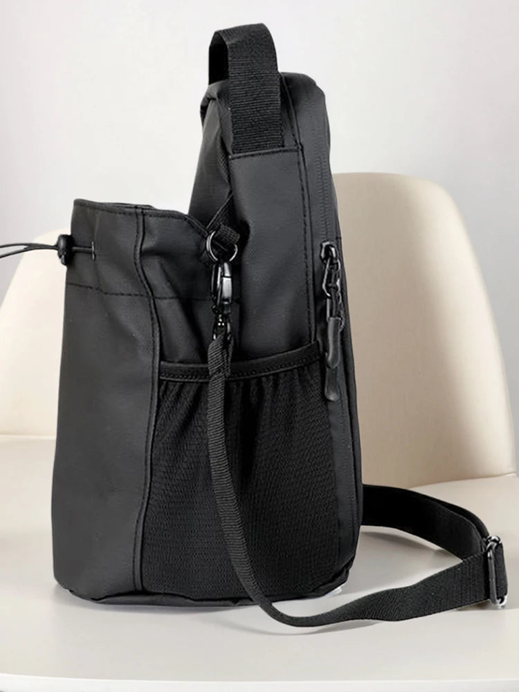 Magnetic Water Bottle Bag Sling Bag Crossbody Water Bottle Pouch Water Bottle Carrier Bag for Men Women Fitness Travel Sports