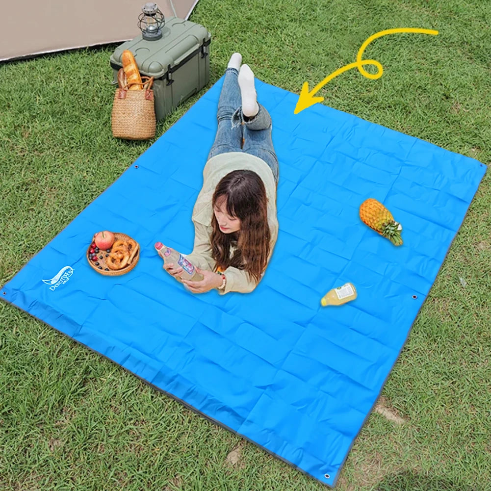 Picnic Mat Waterproof Ultralight Pocket Tent Footprints Beach Tarp Foldable Picnic Blanket Beach Mat for Travel Climbing