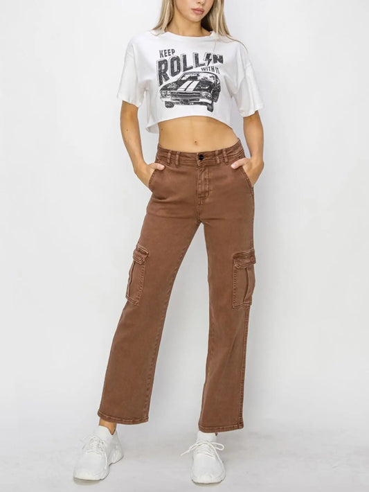 Women’s Casual Cargo Jeans High-Waisted Cargo Cropped Pants Espresso with Wide Leg and Utility Pockets Cropped Length Button an