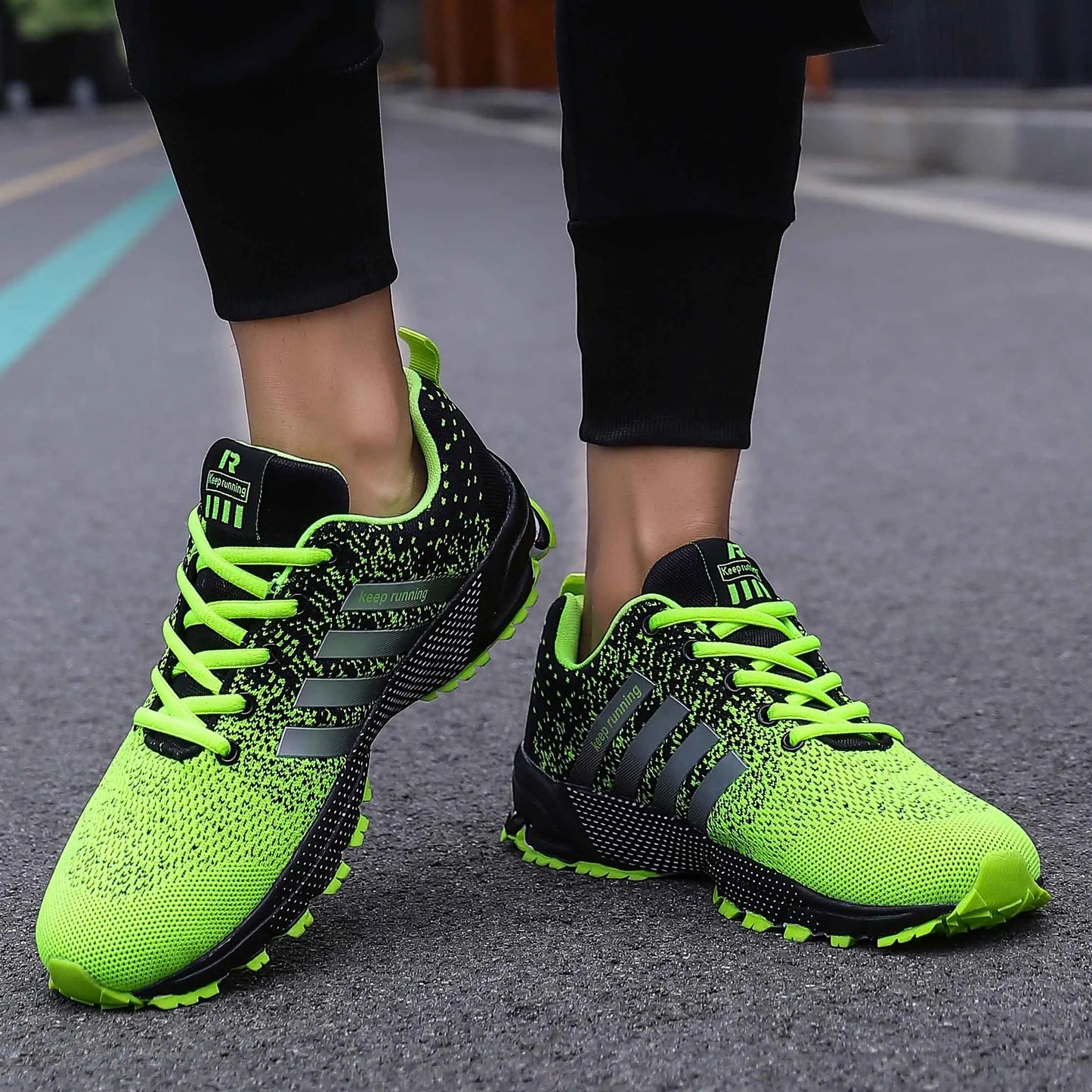 Men's Mesh Breathable Casual Shoes Non-Slip Stable Shock Absorption Lightweight Sneakers Couple Basket Home 2026