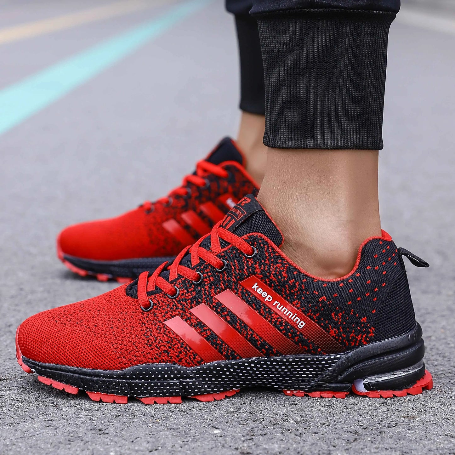 Men's Mesh Breathable Casual Shoes Non-Slip Stable Shock Absorption Lightweight Sneakers Couple Basket Home 2026