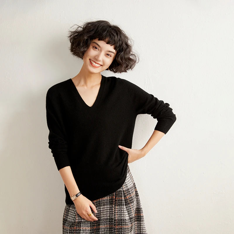 Autumn And Winter New Women's Cashmere Sweater 100% Pure Cashmere V-neck Knitted Pullover Long Sleeved Hot Selling Women's Top