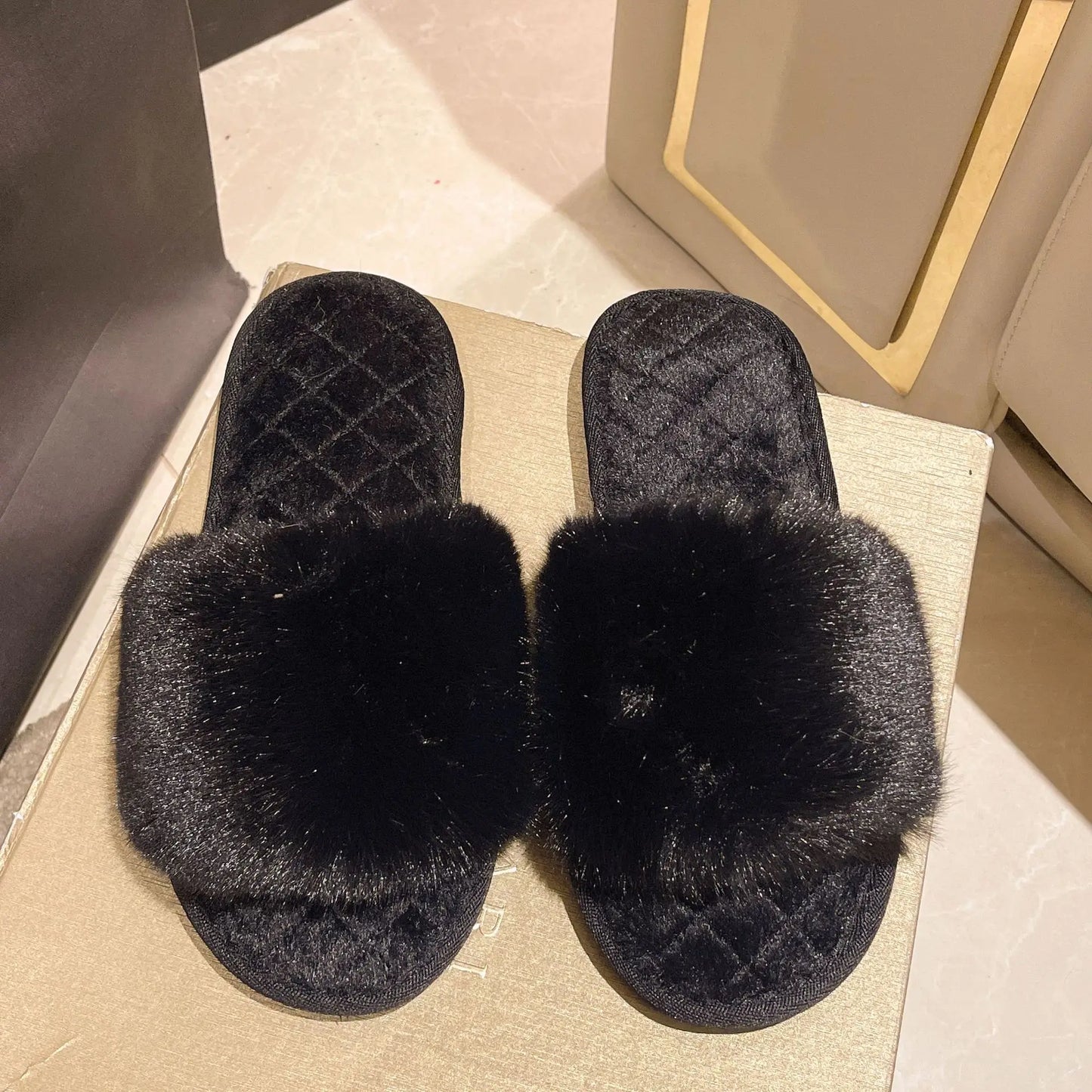 Casual Fluffy Slippers Women House Flat Warm Plush Designer Shoes Ladies Fashion Trend Winter Platform Footwear Elegant Open Toe