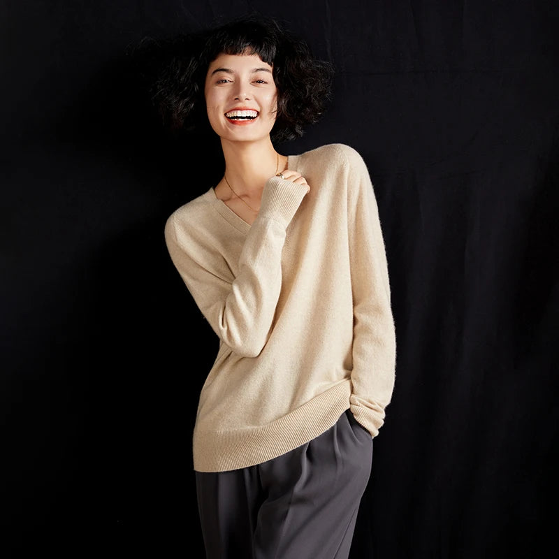 Autumn And Winter New Women's Cashmere Sweater 100% Pure Cashmere V-neck Knitted Pullover Long Sleeved Hot Selling Women's Top