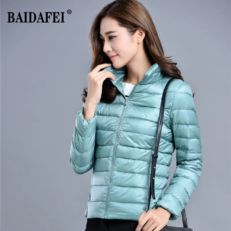 Women Short Puffer Jacket 2026 New Fashion Stand Collar Lightweight Water-Resistant Packable Female Down Parka Casual Coat