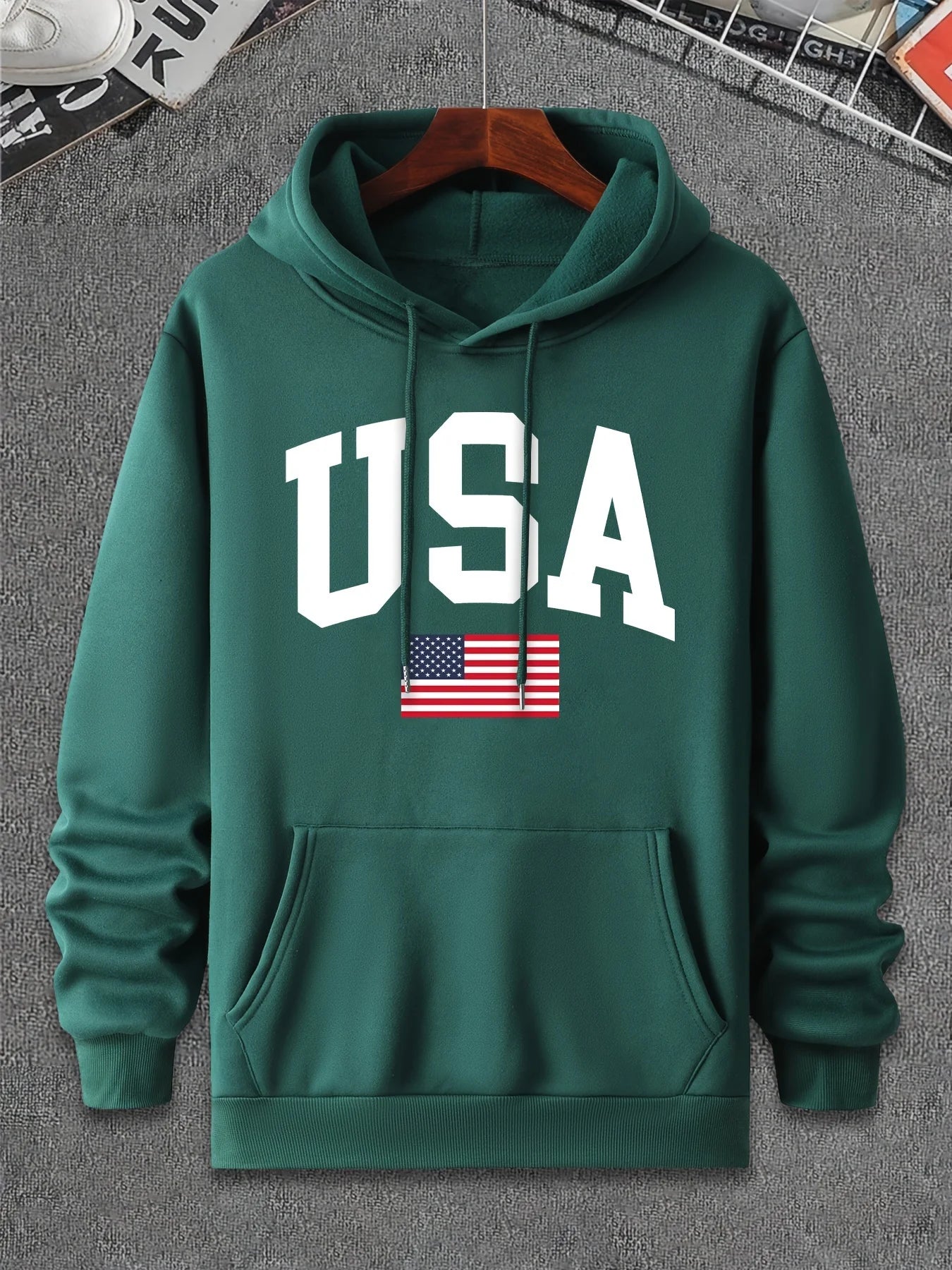 Men's autumn and winter fashionable casual loose oversized USA flag print fleece pullover hooded long sleeved sweatshirt