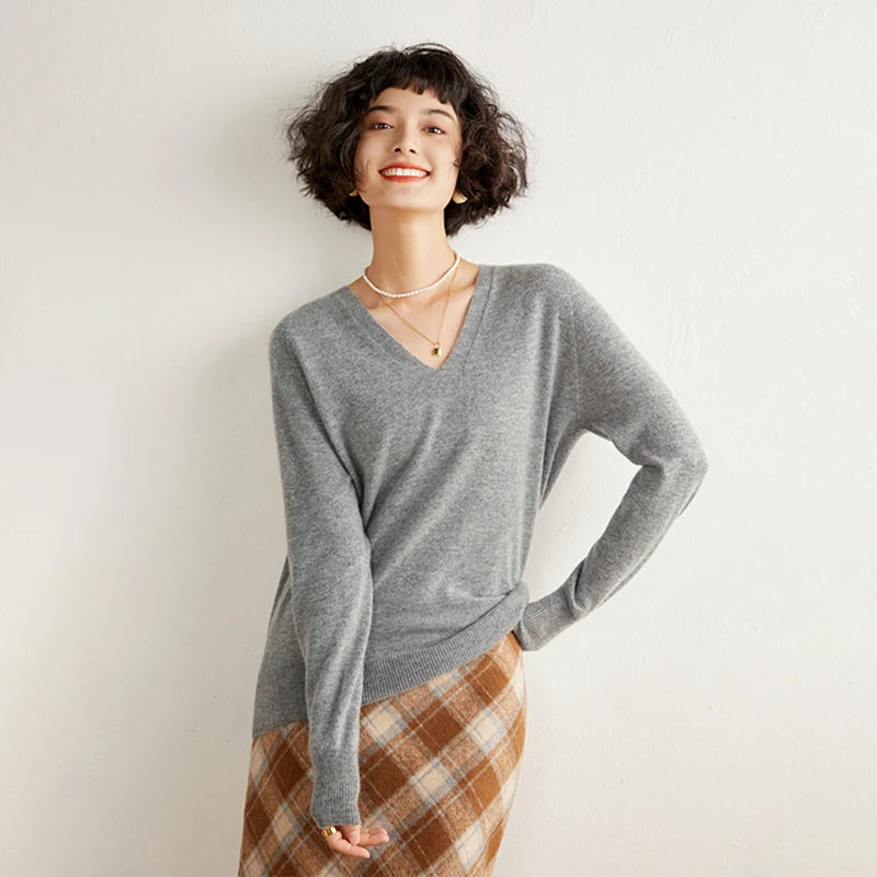 Autumn And Winter New Women's Cashmere Sweater 100% Pure Cashmere V-neck Knitted Pullover Long Sleeved Hot Selling Women's Top
