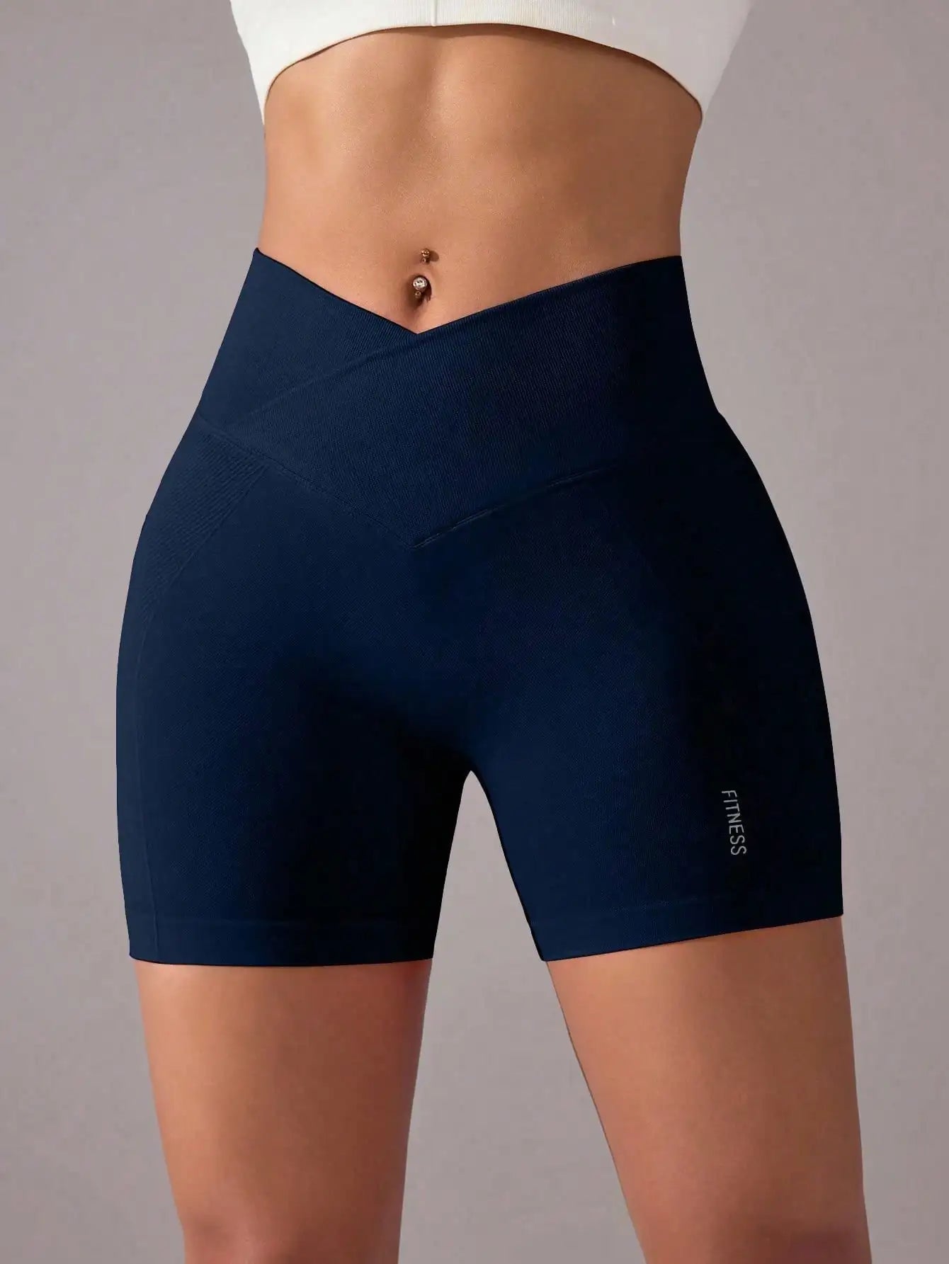 3PCS Summer V-waist Peach Hip Lifting Tight Three Leg Pants High Waist Yoga Shorts Running Speed Dry Seamless Yoga Shorts
