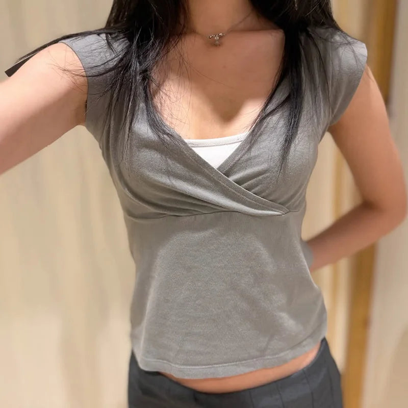 Women Casual V Neck Tank Tops Summer Solid Color Slim Fit Going Out Vest Teen Girls Crop Tops Preppy Basic Baby Tees