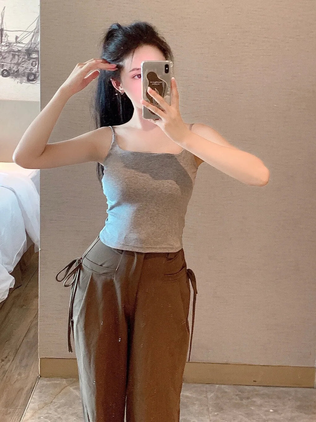 New Women's Slim Fit Tank Top Pure Color Summer Outerwear with Chest Pad Versatile Casual Wear